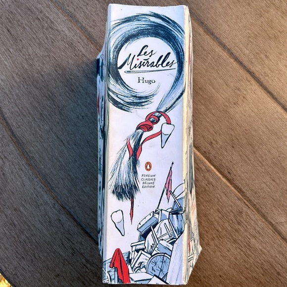 Les Miserables Deluxe Edition - Picture 3 of 6